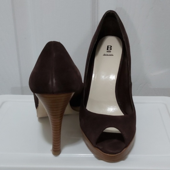 Shoes - Picture 5 of 6